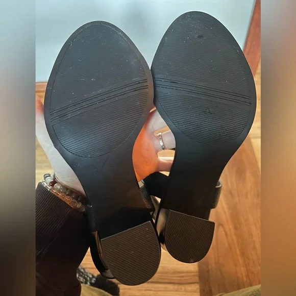 Vera Wang heels - Picture 3 of 4